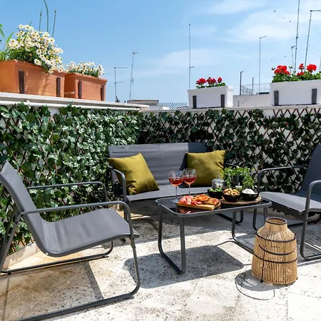 St Nicholas Exclusive Palace With Sea View Terrace Apartament *