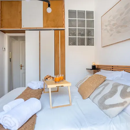 St Nicholas Exclusive Palace With Sea View Terrace Apartament Bari
